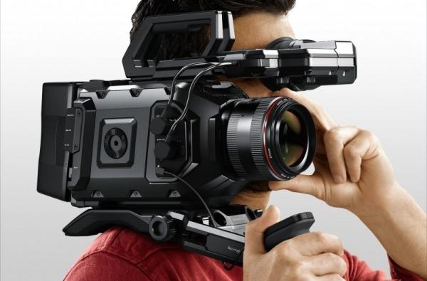 Blackmagic Ursa Mini , Panasonic AG-DVX200 , X1000 