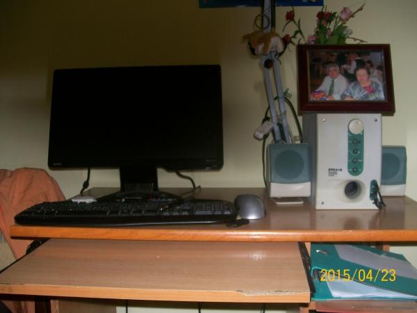 Vand doua PC si doua monitoare 