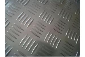 Tabla striata din aluminiu