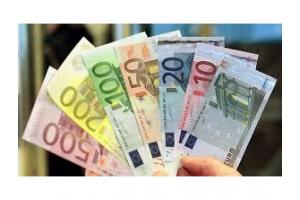 oferă împrumuturi între deosebit de grave